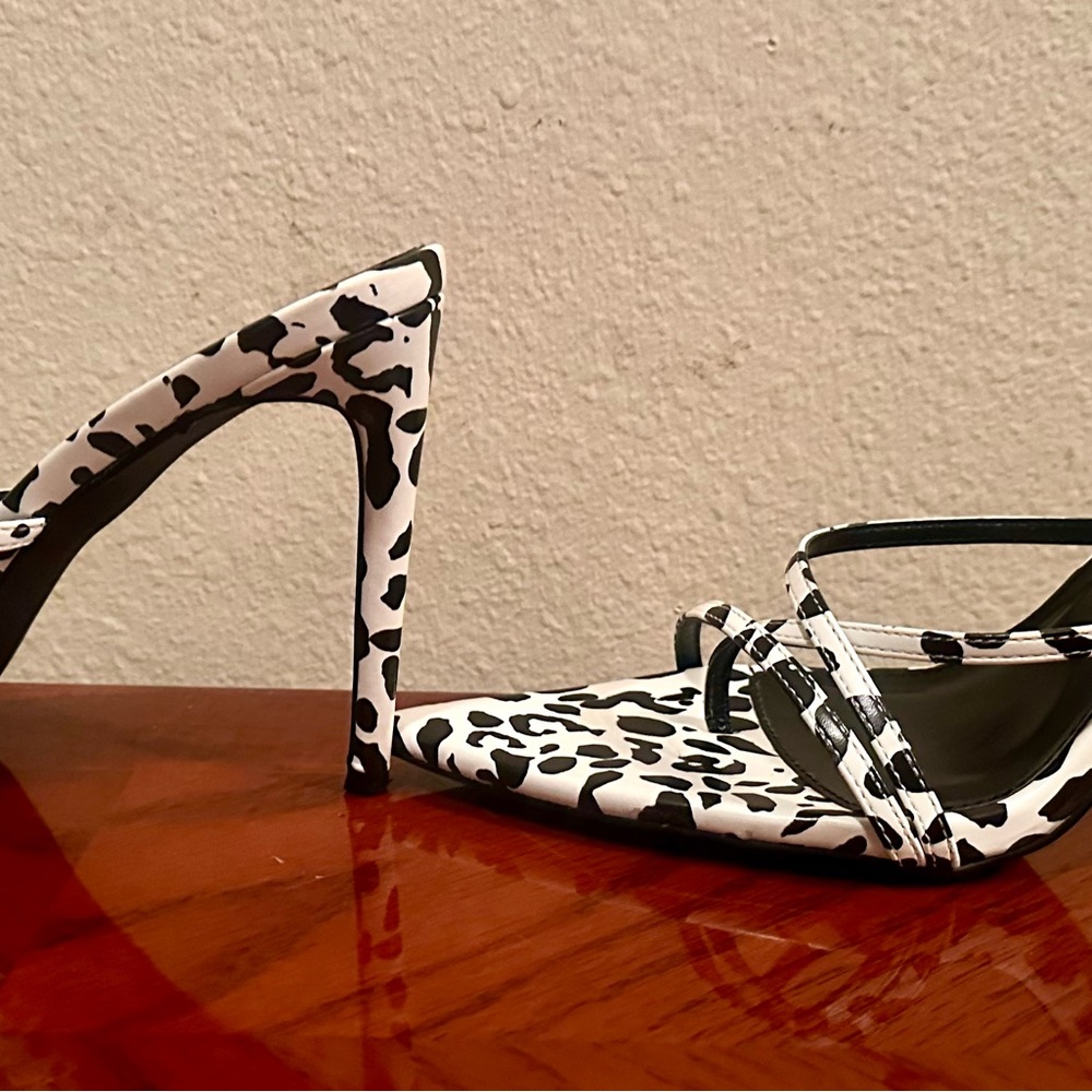 Liliana LAURENT-40 Black and White Heels size 11 - Picture 2 of 8